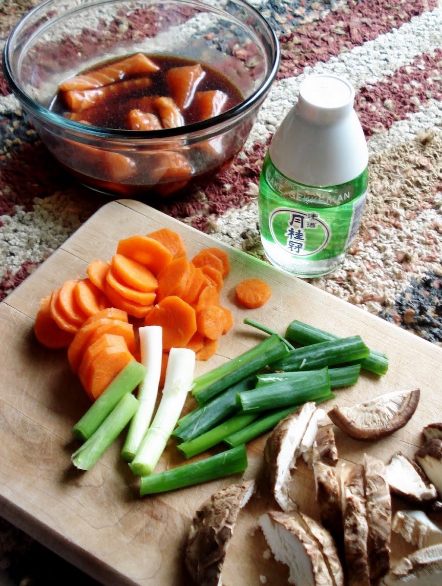 Saka-Mushi (Japanese style veggie and salmon packets)