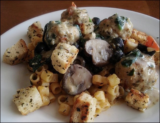 sweedish meatballs with veggies and croutons? yep!